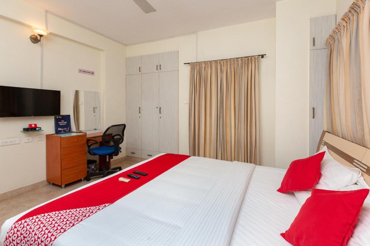 Oyo 23202 Cute Orange Service Apartments Chennai Luaran gambar