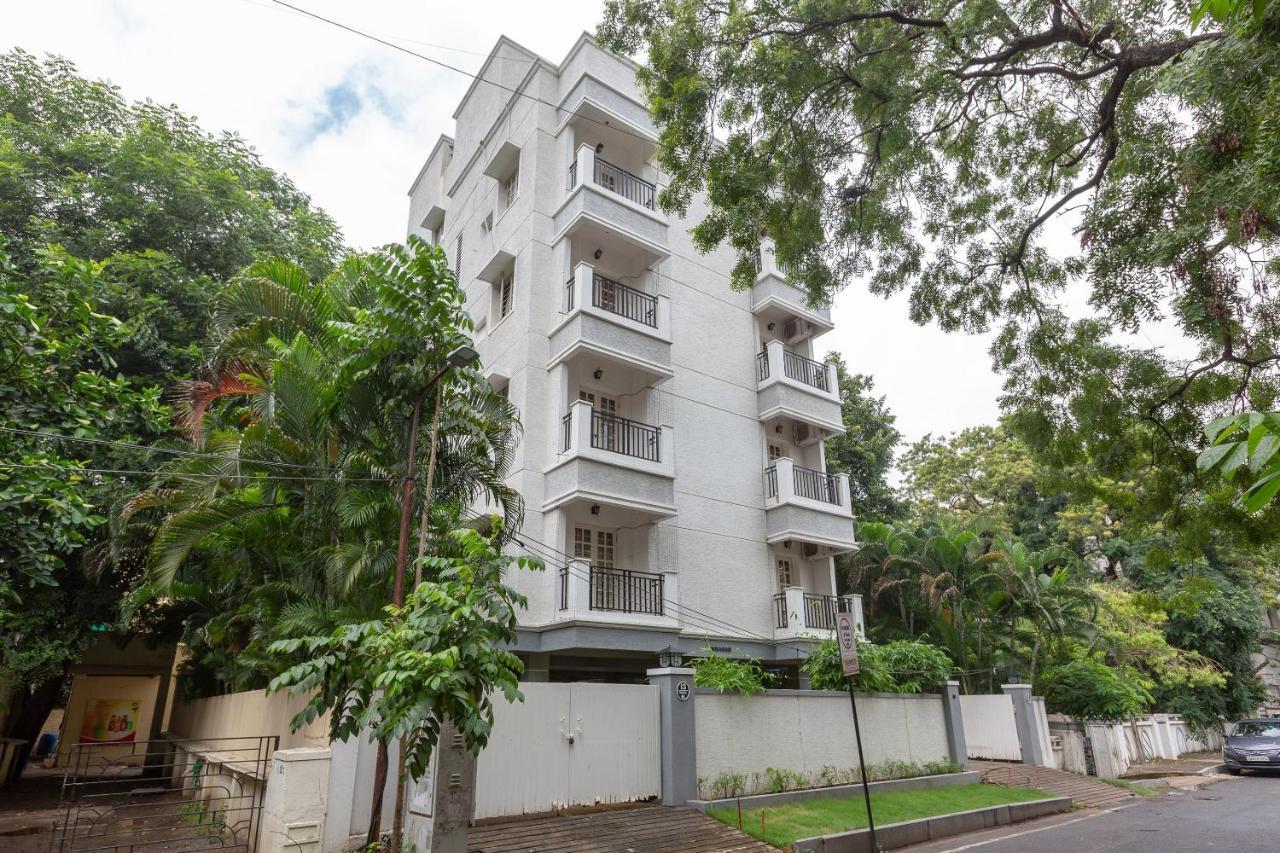 Oyo 23202 Cute Orange Service Apartments Chennai Luaran gambar