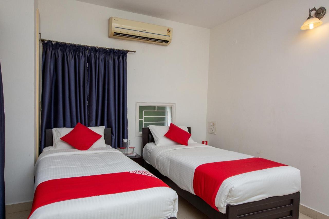 Oyo 23202 Cute Orange Service Apartments Chennai Luaran gambar