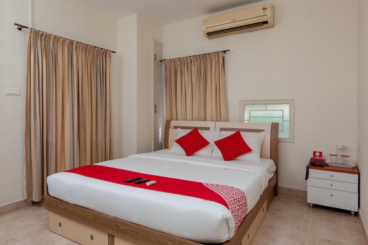 Oyo 23202 Cute Orange Service Apartments Chennai Luaran gambar