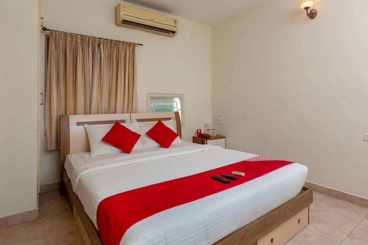 Oyo 23202 Cute Orange Service Apartments Chennai Luaran gambar